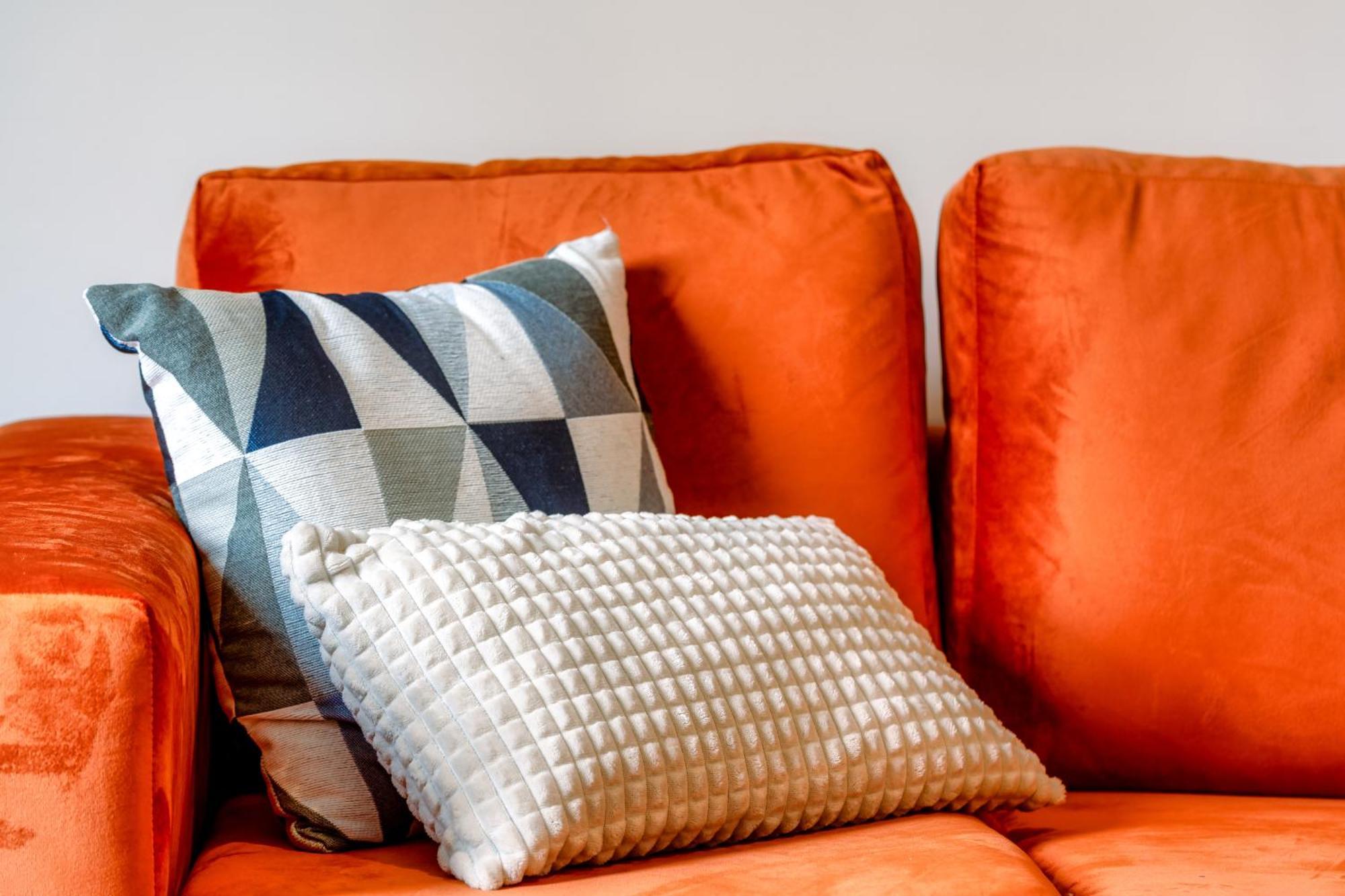 Cosy Retreat - Charming 2-Bed Apartment Гринок Экстерьер фото